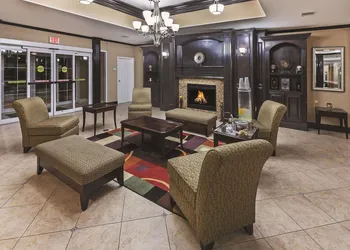 La Quinta Inn & Suites by Wyndham Livingston hotel thumbnail 4