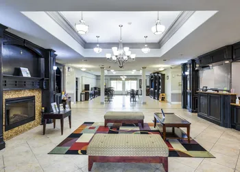 La Quinta Inn & Suites by Wyndham Livingston hotel thumbnail 6