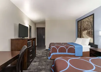 Super 8 by Wyndham Columbus/Edinburgh hotel thumbnail 4
