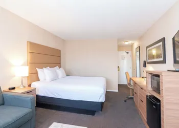 Sandman Hotel Cranbrook hotel thumbnail 8