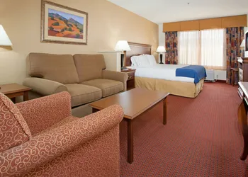 Holiday Inn Express & Suites Tooele by IHG hotel thumbnail 2