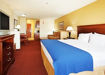 Holiday Inn Express & Suites Tooele by IHG hotel thumbnail 8