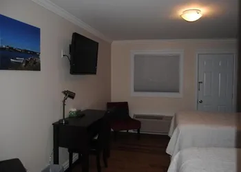 Arnold's Cove Inn hotel thumbnail 7