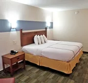 Americas Best Value Inn Marshall hotel detail image 4