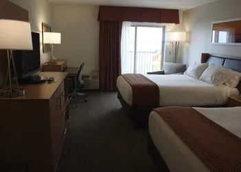 Holiday Inn Express Munising-Lakeview by IHG hotel thumbnail 2