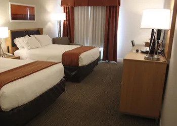 Holiday Inn Express Munising-Lakeview by IHG hotel thumbnail 6