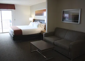 Holiday Inn Express Munising-Lakeview by IHG hotel thumbnail 8