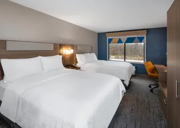 Holiday Inn Express & Suites Wadsworth by IHG hotel thumbnail 6