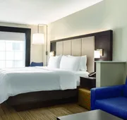 Holiday Inn Express Hotel & Suites Lawton-Fort Sill by IHG hotel detail image 3