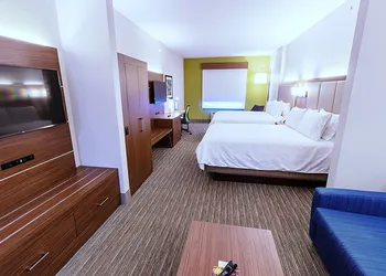 Holiday Inn Express Hotel & Suites Crestview by IHG hotel thumbnail 6