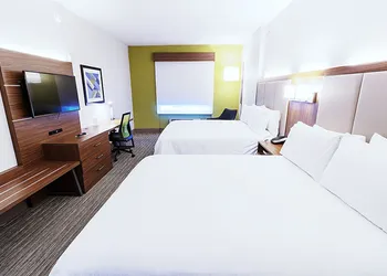 Holiday Inn Express Hotel & Suites Crestview by IHG hotel thumbnail 8
