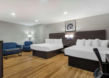 Best Western Mystic Hotel hotel thumbnail 3