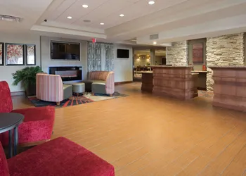 Best Western Plus Willmar hotel thumbnail 2