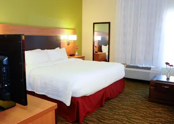 TownePlace Suites Redding hotel thumbnail 5