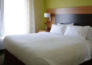 TownePlace Suites Redding hotel thumbnail 7