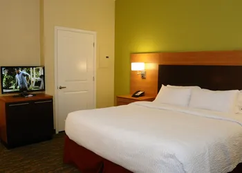 TownePlace Suites Redding hotel thumbnail 8