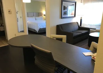 Candlewood Suites Fort Wayne by IHG hotel thumbnail 2
