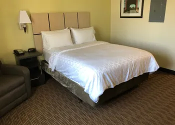 Candlewood Suites Fort Wayne by IHG hotel thumbnail 6