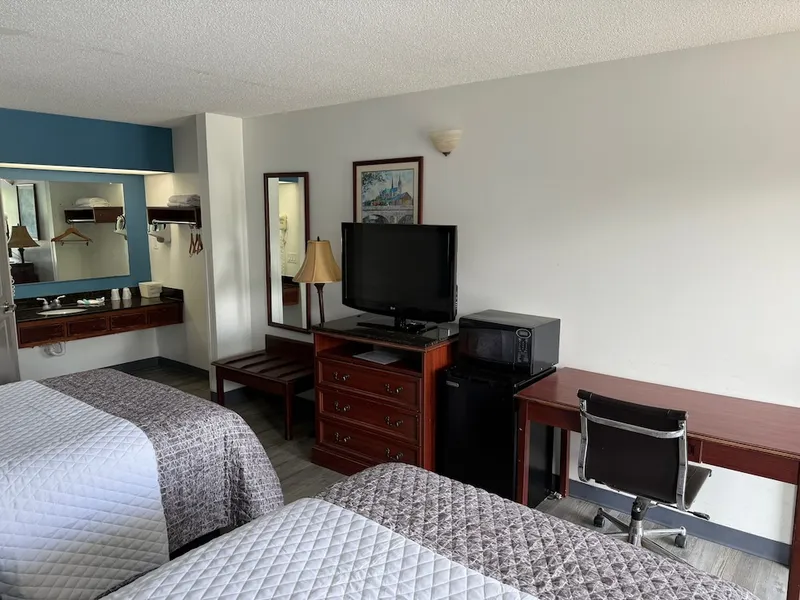 Brentwood Inn & Suites hotel detail image 6