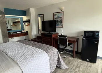 Brentwood Inn & Suites hotel thumbnail 7