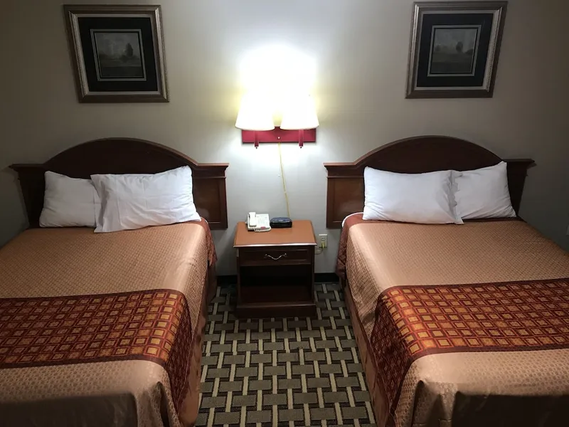 AmeriVu Inn & Suites hotel detail image 2