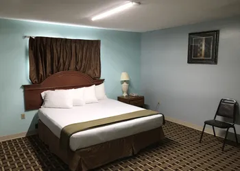 AmeriVu Inn & Suites hotel thumbnail 5