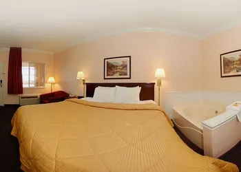 Rodeway Inn Stephenville hotel thumbnail 6