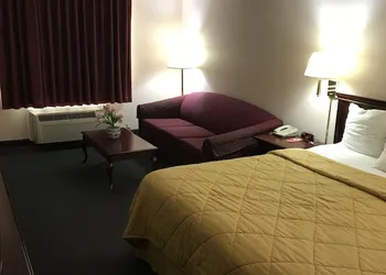 Rodeway Inn Stephenville hotel thumbnail 7