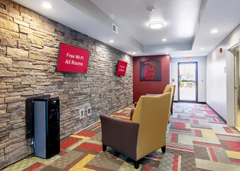 Red Roof Inn Locust Grove hotel thumbnail 3