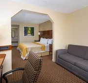 Days Inn by Wyndham Thomaston hotel detail image 3