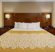 Days Inn by Wyndham Thomaston hotel detail image 5