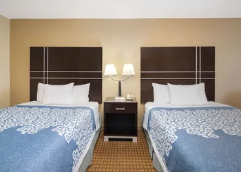 Days Inn by Wyndham Thomaston hotel thumbnail 8