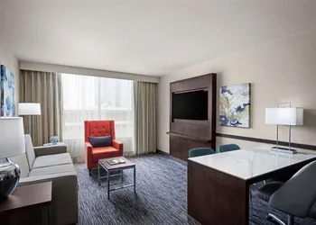 Embassy Suites by Hilton Fort Worth Downtown hotel thumbnail 6