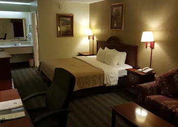 Quality Inn Mobile West Tillmans Corner hotel thumbnail 7