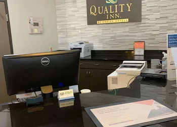 Quality Inn Forsyth - Decatur hotel thumbnail 5