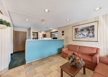 Rodeway Inn Columbus West hotel thumbnail 3