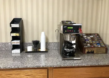 Rodeway Inn Columbus West hotel thumbnail 6