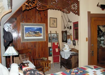 Schuster Mansion Bed & Breakfast hotel thumbnail 2