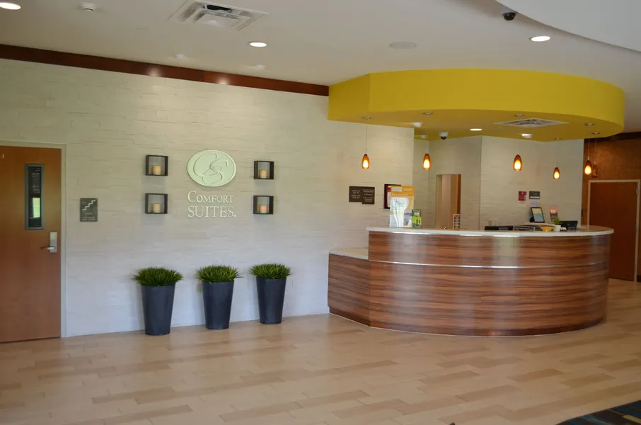 Comfort Suites Bossier City - Shreveport hotel detail image 2