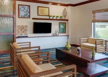 Comfort Suites Bossier City - Shreveport hotel thumbnail 8