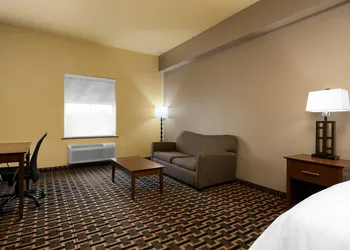 Holiday Inn Express and Suites George West by IHG hotel thumbnail 5