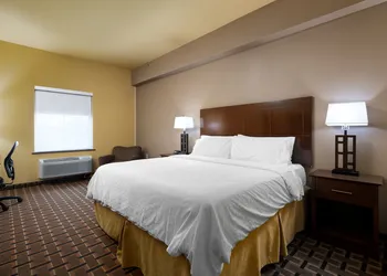 Holiday Inn Express and Suites George West by IHG hotel thumbnail 8