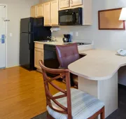 Candlewood Suites Milwaukee Brown Deer by IHG hotel detail image 7