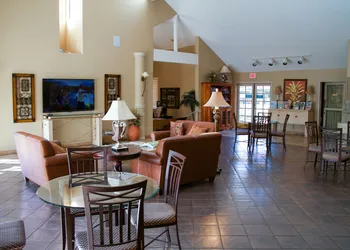 The Oasis hotel thumbnail 2