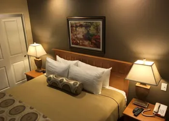 The Oasis hotel thumbnail 7