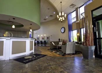 DoubleTree by Hilton Hotel Buffalo - Amherst hotel thumbnail 3