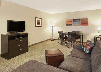 Staybridge Suites Chicago - Glenview by IHG hotel thumbnail 5