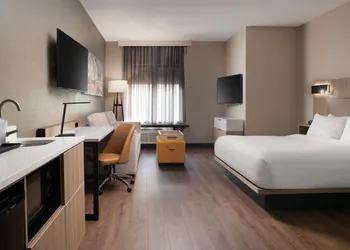 Springhill Suites Marriott Little Rock West hotel thumbnail 4