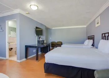Big A Motel hotel thumbnail 6