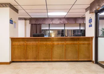Days Inn by Wyndham Batesville hotel thumbnail 3